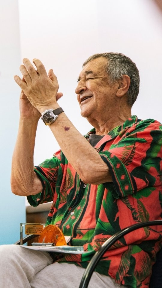 "Laudatorio ditirámbico para Simón", discurso de Francisco Oti homenaxe a Antonio Simón na entrega do Premio da Academia Galega de Teatro 2026